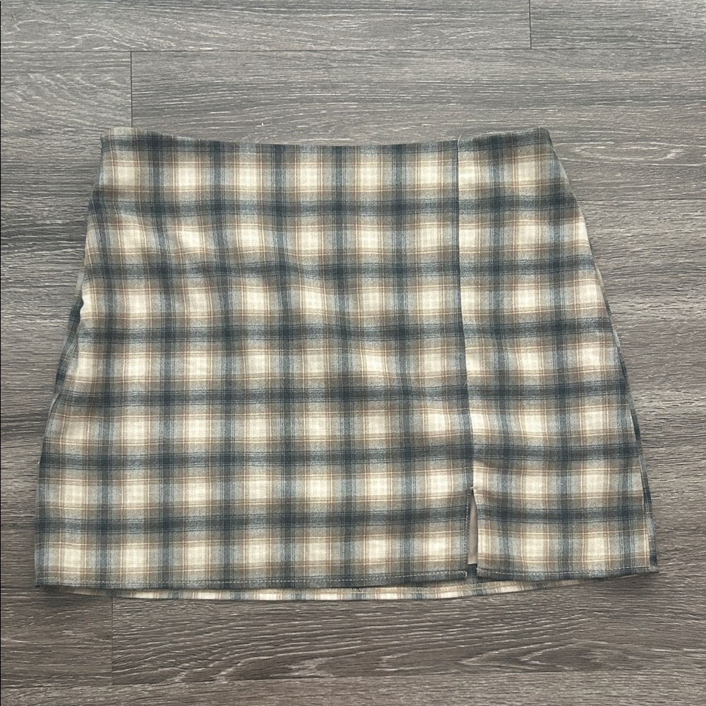 Old Navy Plaid Mini Skirt in Blue and Cream